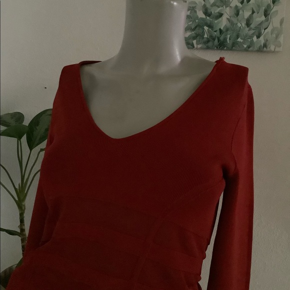 Good American Size 4 - Picture 5 of 10